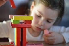 Cycle de rencontres : "Peut-on apprendre en jouant ?" Cycle de rencontres : "Peut-on apprendre en jouant ?"